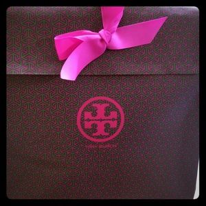 Tory burch